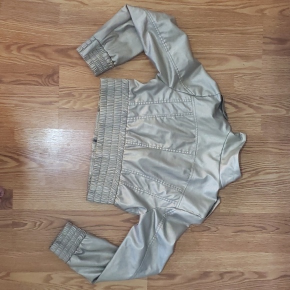 Last Kiss Fashion Jacket - Picture 5 of 5